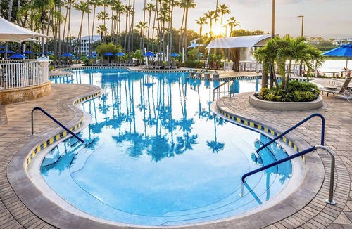 Florida Central Atlantic Coast Villa | Spacious 2BR Villa Near SeaWorld - Cypress Harbour - Pools + Lake Views