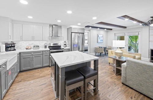 Port Canaveral Villa | Spacious 4BR Villa Near Beach & Access to Pools
