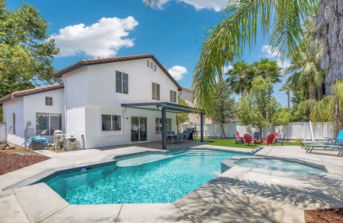 Riverside House | Spacious 5-Bed, 3-Bath Riverside Home with Pool & Jacuzzi