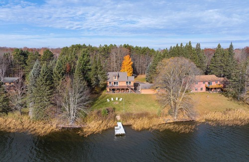 Cable House | Spacious Lakefront Cabin on Lake Namakagon