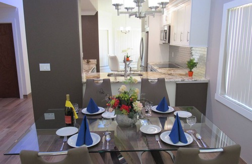 South Bradenton Condo | Spacious Lakeview Resort Condo Near IMG & Anna Maria Beaches w/Pools & Hot Tubs