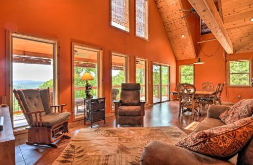 Eureka Springs House | Spacious Log Cabin w/Fire Pit & Game Room!