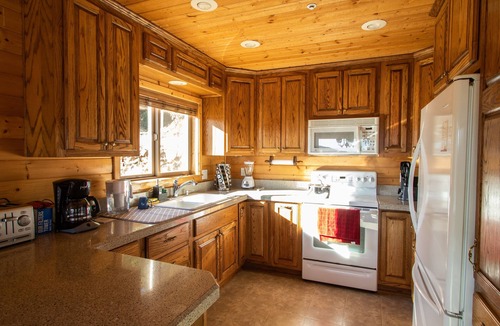 Julian Cabin | Spectacular & Breathtaking views at this serene mountain lake view cabin