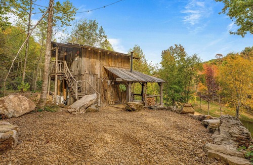 Jasper Cabin | Squatters Cabin
