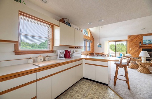 Tuckahoe House | Stella Maris - Duck, Tuckahoe, Steps to Community Pool, Tennis, 585 Yds to Beach