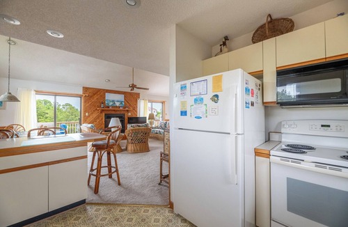 Tuckahoe House | Stella Maris - Duck, Tuckahoe, Steps to Community Pool, Tennis, 585 Yds to Beach