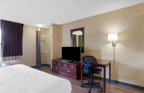 Eagan Hotel | Studio 6 Extended Stay Minneapolis Airport Eagan North MN