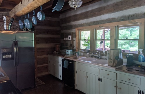 Portland Cabin | Stunning Boho Log Cabin Country Retreat with Pooln