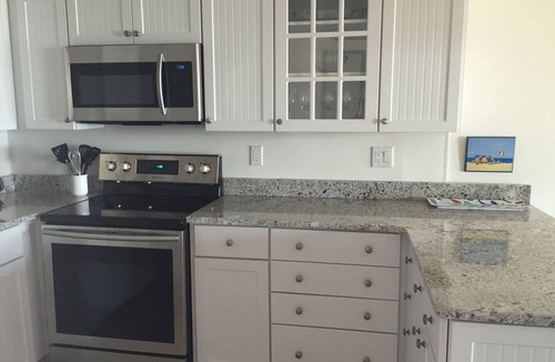 South Rehoboth Apartment | SUPER CLEAN, PERFECT LOCATION, ON THE BEACH, AMAZING VIEW & SUNRISES