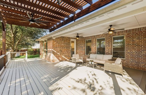 Hurst House | TCH - Spacious 4bd/3ba home in Hurst w/Workspace