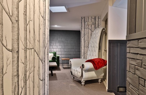 Killington Cabin | The Birch Ridge: 3 Private Guest Rooms w/ensuite bathrooms, WiFI & great shared spaces! Block B