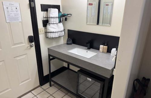 Bisbee House | The Block Basic Room - Queen