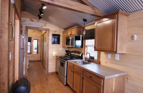 Millersburg Cabin | The Cayo Cabin, Millersburg Ohio