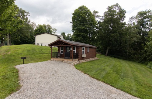 Millersburg Cabin | The Cayo Cabin, Millersburg Ohio