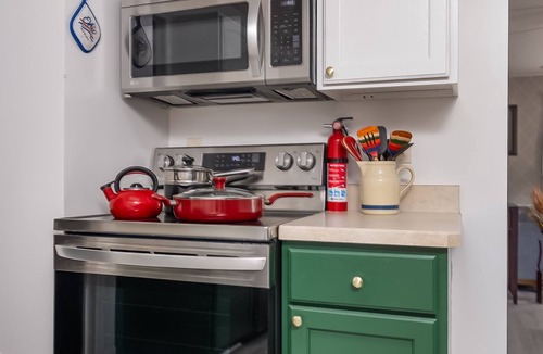 Marysville House | The Charming Little Villa of Uptown Marysville