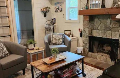 Belton Cabin | The Cozy Cabin at Mill Creek