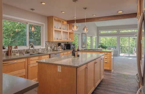 South Addition Apartment | The Downtown Anchorage Grand Four Bedroom