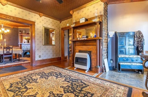 Nelsonville House | The Farrow House- Canoe, Bike, Hike, Historic, Hocking Valley Railroad,
