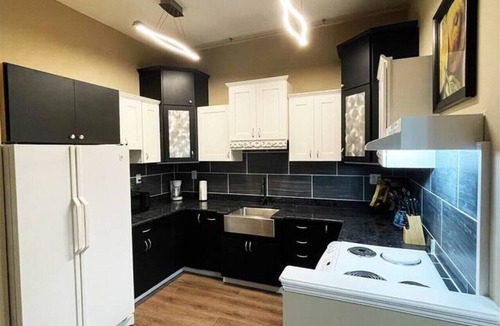 Marietta Apartment | The Flat on Front Street