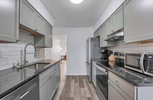 Gahanna House | The Gahanna Getaway S