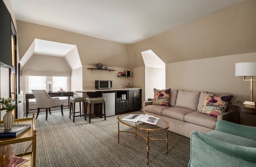 University Circle Hotel | The Glidden House