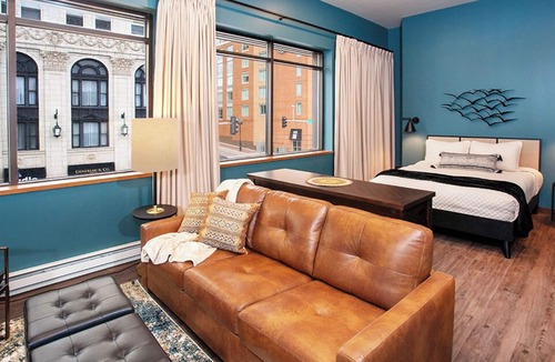 Downtown - Waterfront Hotel | The Intrepid