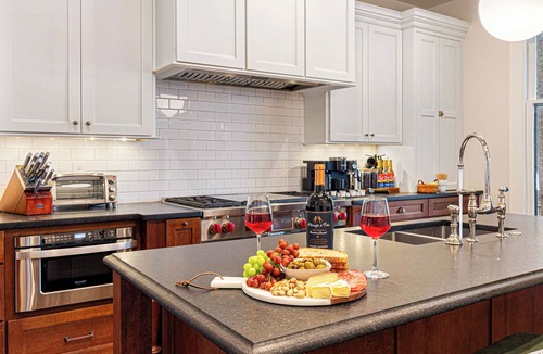 Victorian Village House | The Known: Luxury Short North Oasis/Free Parking