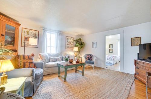 Granville House | The Porch House Located in Historic Village