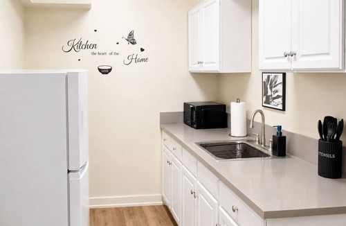 Glendale Apartment | The Sunny City Stay 1 BR in Glendale