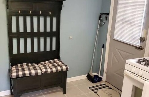 Akron House | The White House w/Hot Tub Portage Lakes Fenced Yard Pet-Friendly!