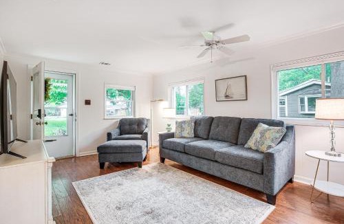 Nashport House | Thornville Home with Boat Dock On the Lake!