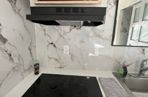 El Monte Apartment | Tiny Cozy Studio Unit (1)