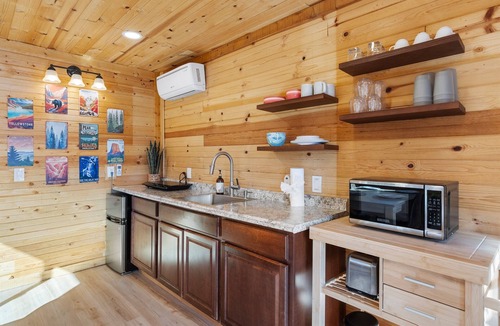 Williams Cabin | Tiny Elk Cabin - 1BR Wilderness Retreat Near Grand Canyon w/Outdoor Fireplace
