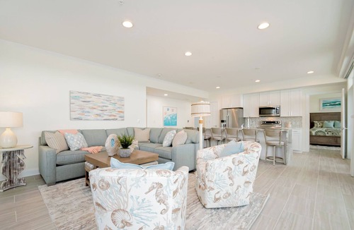 Dewey Beach Condo | Top Floor Luxury 3BR Beach Condo with Bay Views