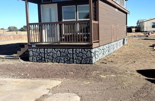 Valle Cabin | Tranquil Chalet Escape with Loft & Panoramic Sky Views in Williams, Arizona
