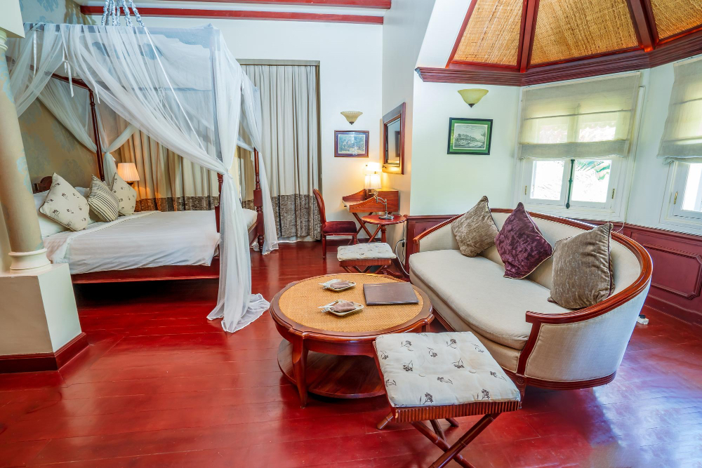 Rural Estates House | Tranquil Elegance Haven