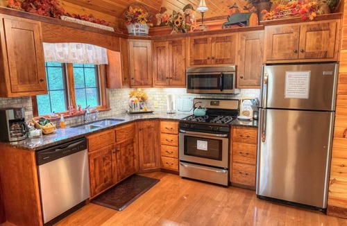 Millersburg Cabin | Tranquil Escape Close to Dining & Entertainment