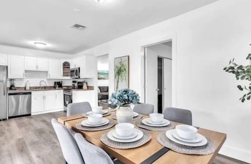 Fort Lauderdale House | Tranquil Waterside Retreat