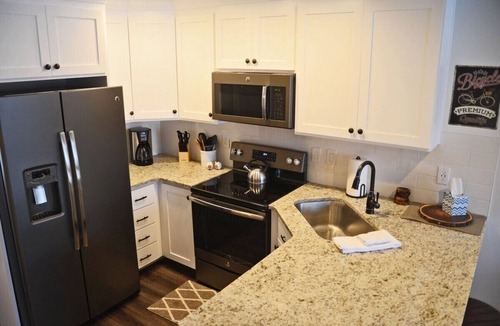 Wolf Creek Condo | Updated condo & easy access to hot tub/pool