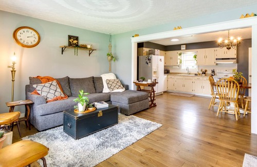 Sugarcreek House | Updated Ohio Amish Country Vacation Rental!