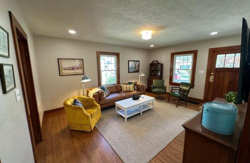 Van Wert House | Vintage Charm On Elson Ave
