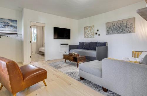 West Hills House | Walk to Shipyard: Bremerton Home w/Patio!