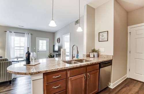 Westerville Apartment | Walkable Pet-Friendly 2BR/2BA On 1st Floor!