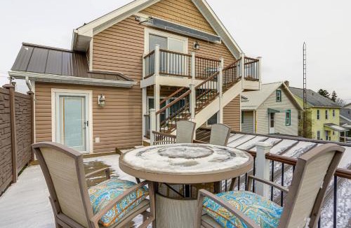 Mansfield House | Warm and Cozy Mansfield Home Deck, Gas Fire Table!