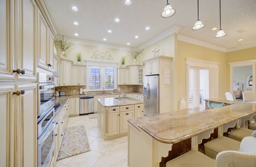 Holiday Isle House | Waterfront Home w/Pool, Boat Slip & Private Beach Access – Holiday Isle