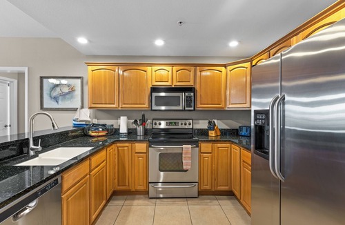 Steinhatchee Condo | Waterfront Rivers Edge Condo #2D-Bldg 1 *ASSIGNED BOAT SLIP & COVERED PARKING!