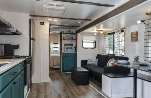 North Industry House | Wildflower Wanderlust-Glamping st 1885 Farms