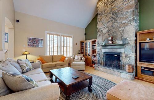 Stratton and Bromley Ski Areas House | Wish Upon A Star
