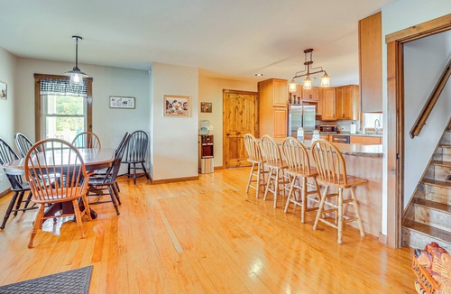 Ava House | Wooded Escape w/Pond & Grill in Pleasant City!