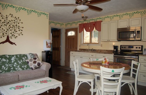 Kimbolton Cottage | Yore Cottage, private 15-wooded acres with hiking & fishing, 3-min. to Salt Fork